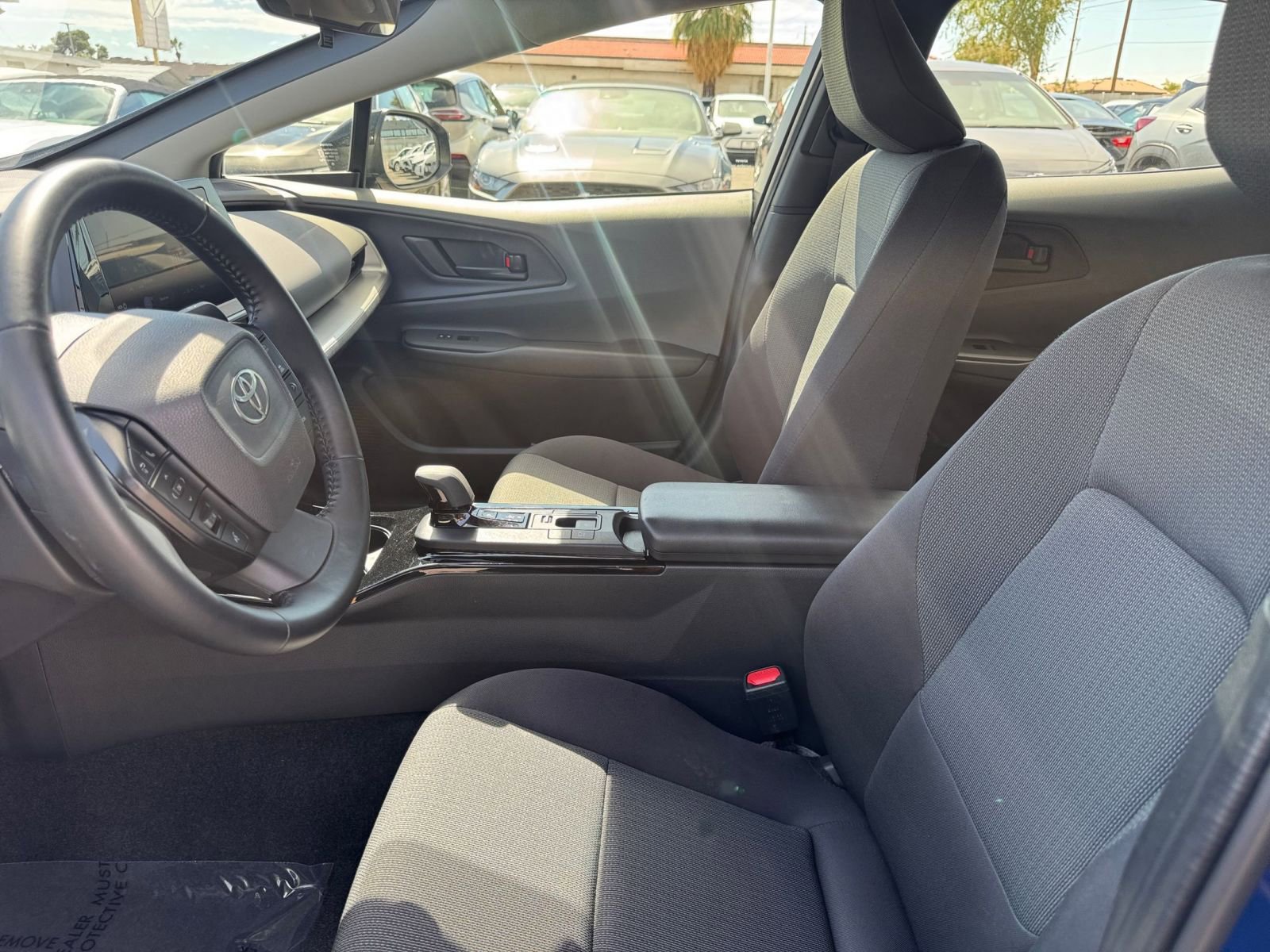 Used 2025 Toyota Prius LE image 24