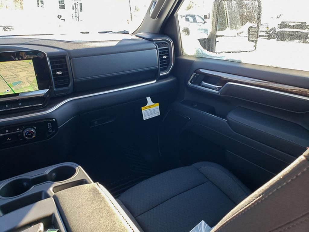 New 2026 Chevrolet Silverado 3500 LT w/ Snow Plow Prep/Camper Package image 23