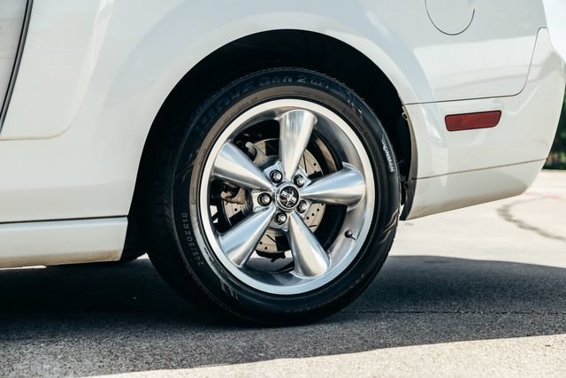 Used 2007 Ford Mustang GT Premium RWD image 49
