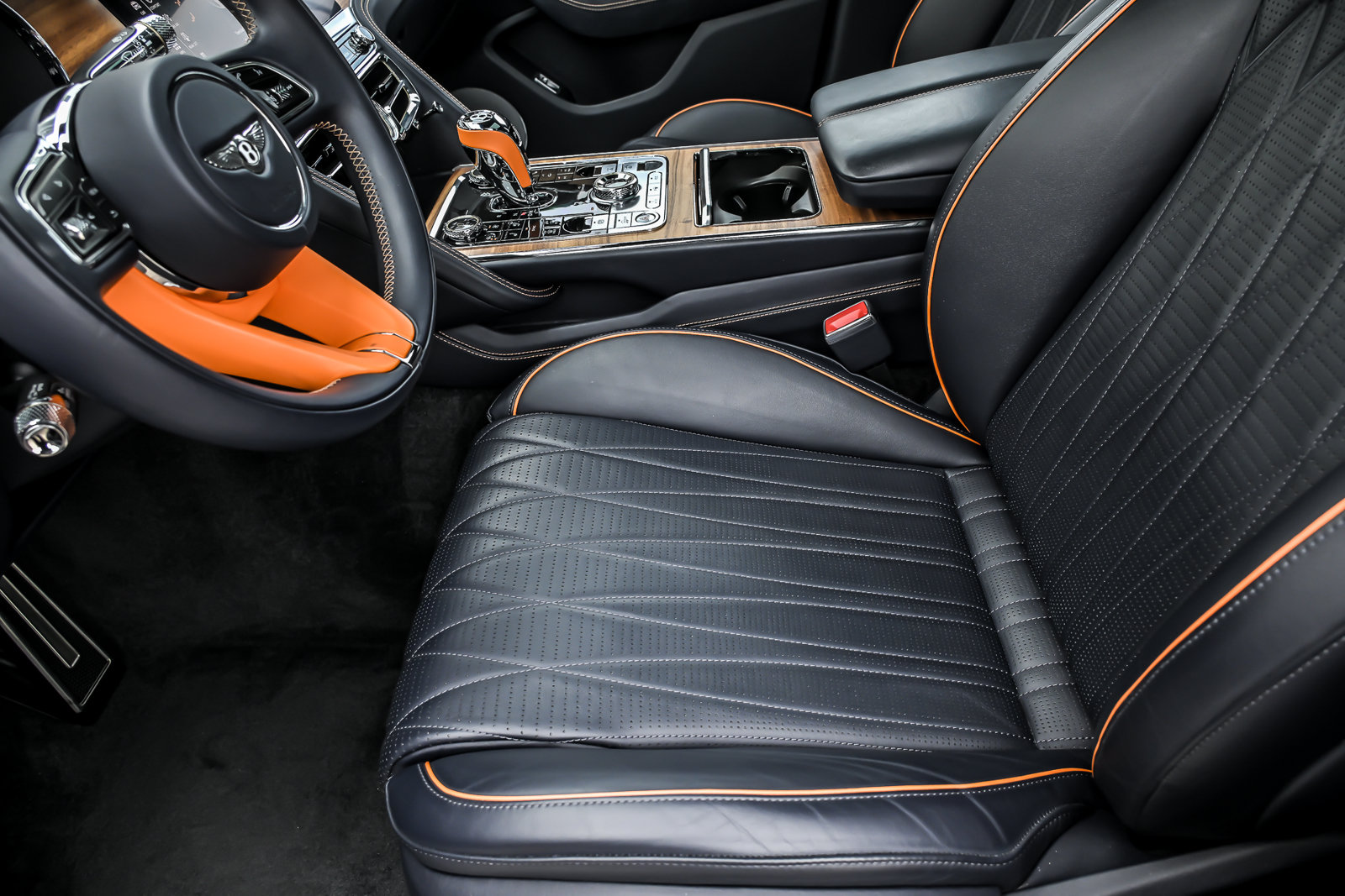 Certified 2023 Bentley Flying Spur Plug-In Hybrid AWD/4WD image 21