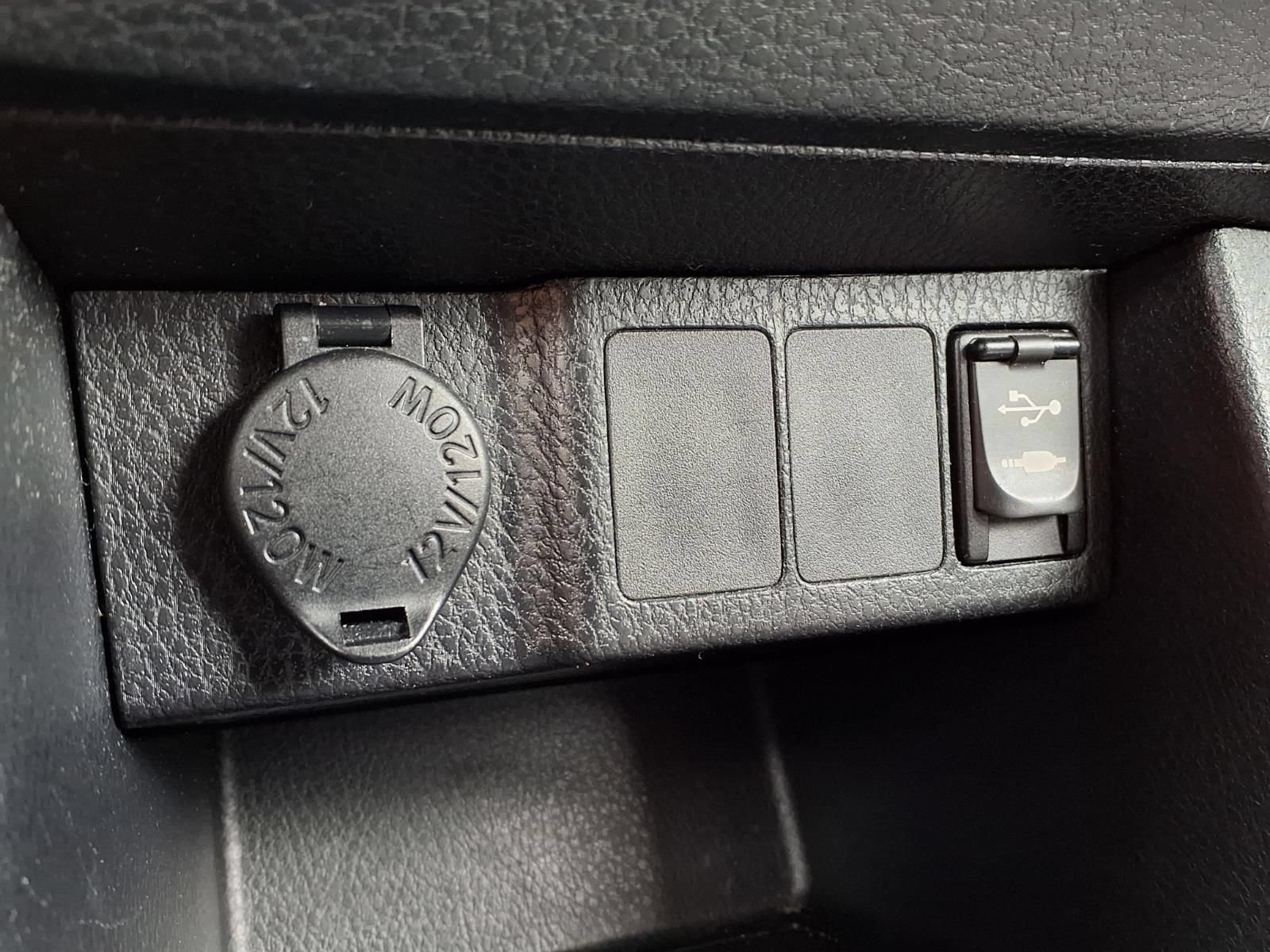 Used 2015 Toyota Corolla LE FWD image 23