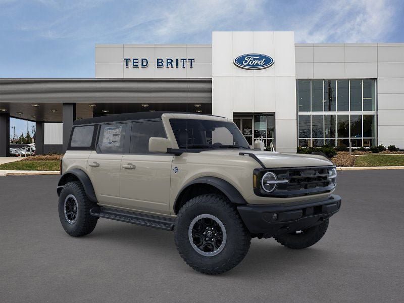 New 2025 Ford Bronco Outer Banks w/ Sasquatch Package