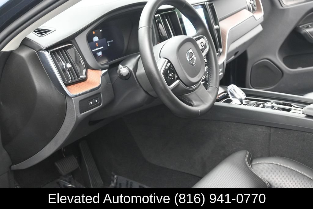 Used 2024 Volvo XC60 T8 Ultimate w/ Protection Package Premier AWD/4WD image 7