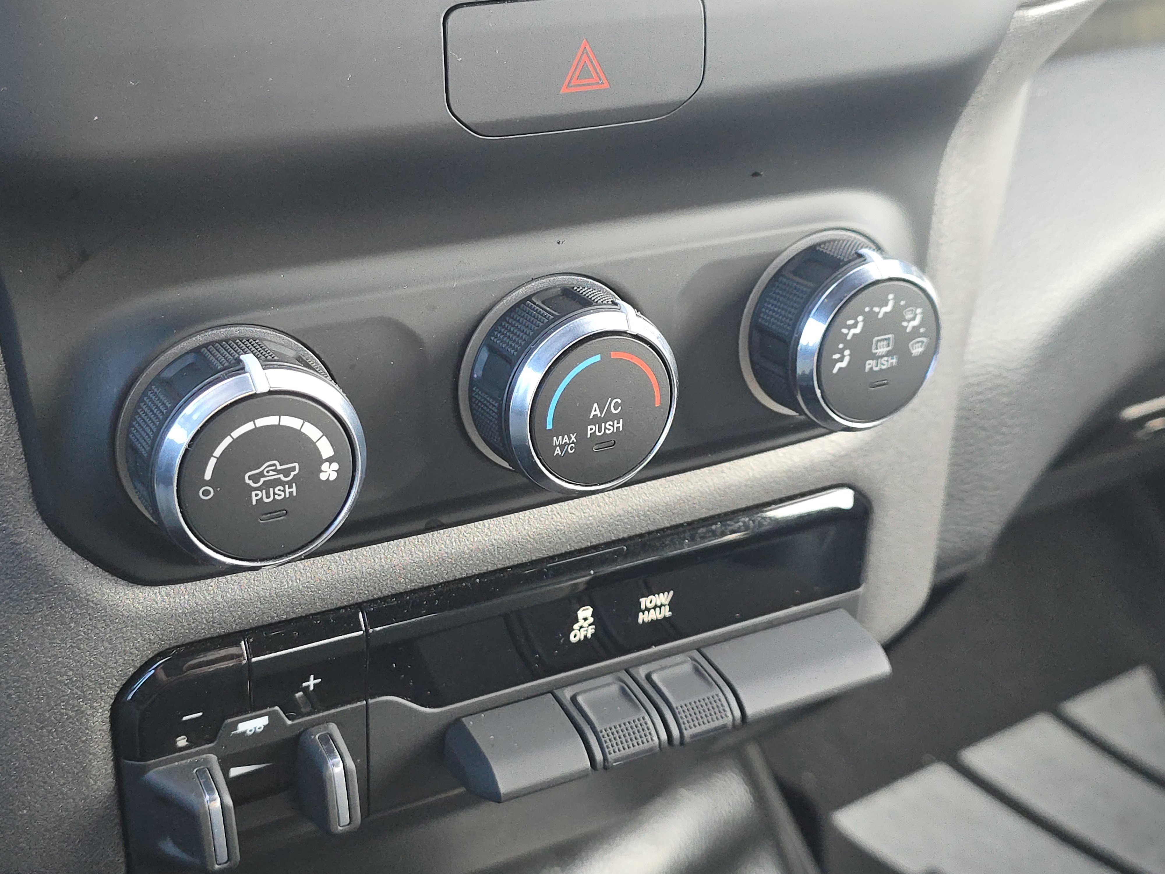 Used 2024 RAM 1500 Tradesman image 33