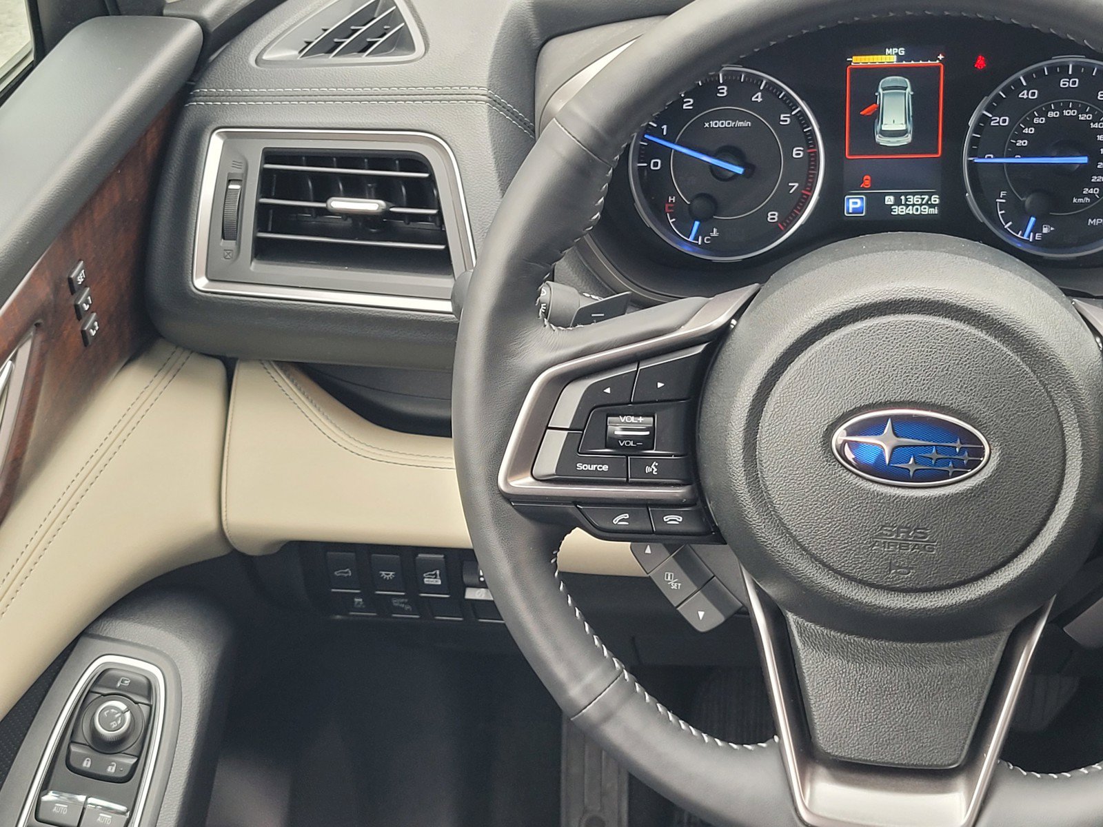 Used 2022 Subaru Ascent Touring AWD/4WD image 14