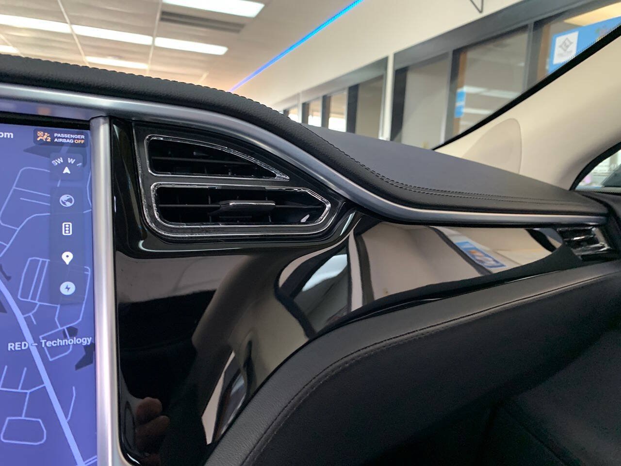 Used 2013 Tesla Model S RWD image 17