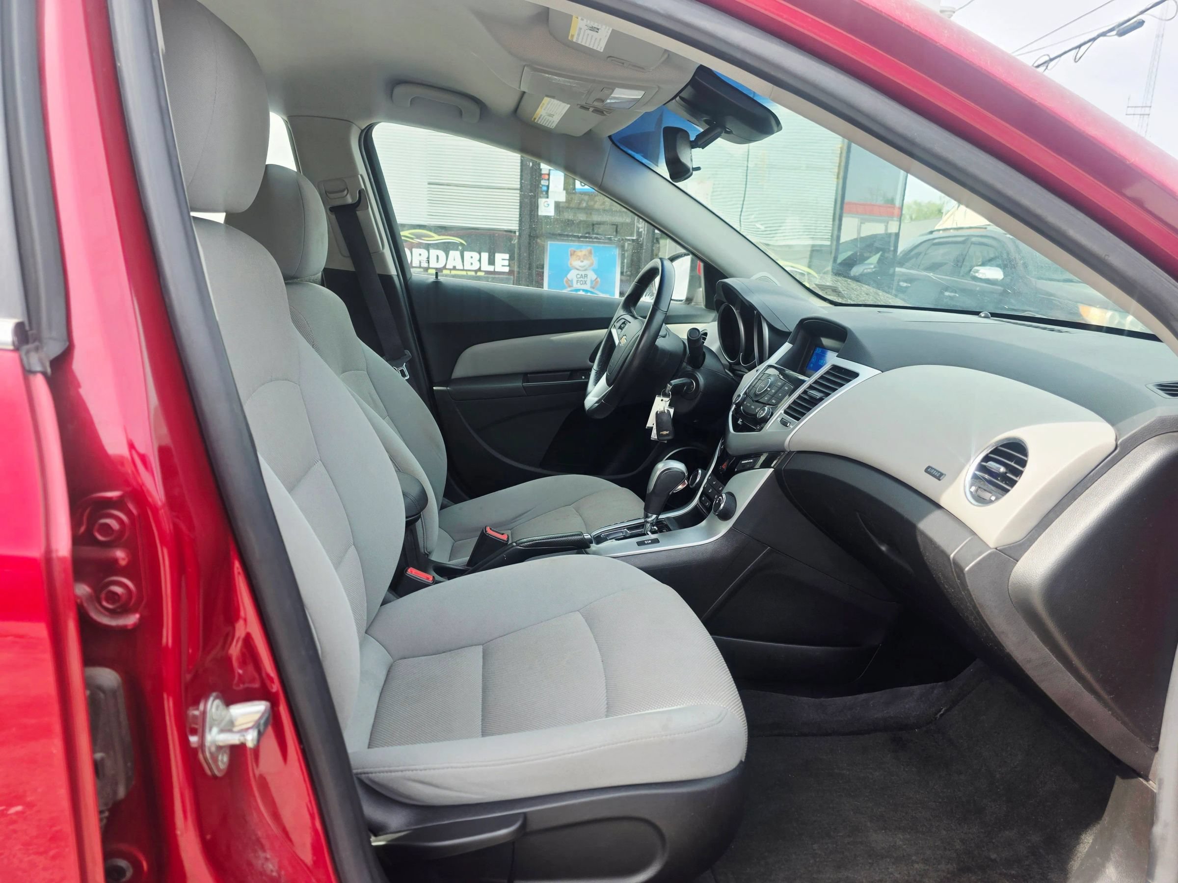 Used 2012 Chevrolet Cruze LT FWD image 13
