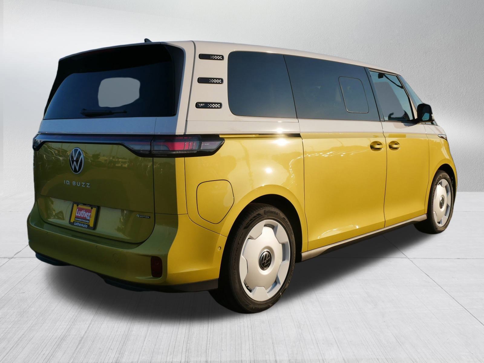 New 2025 Volkswagen ID. Buzz 1st Edition image 3