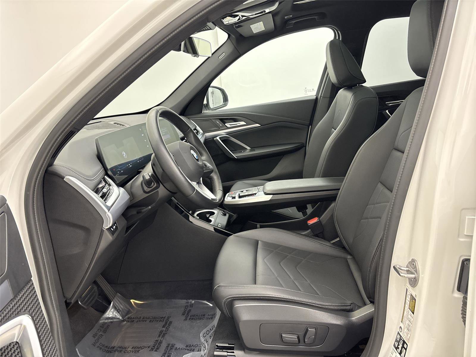 Used 2025 BMW X1 xDrive28i w/ Convenience Package AWD/4WD image 25