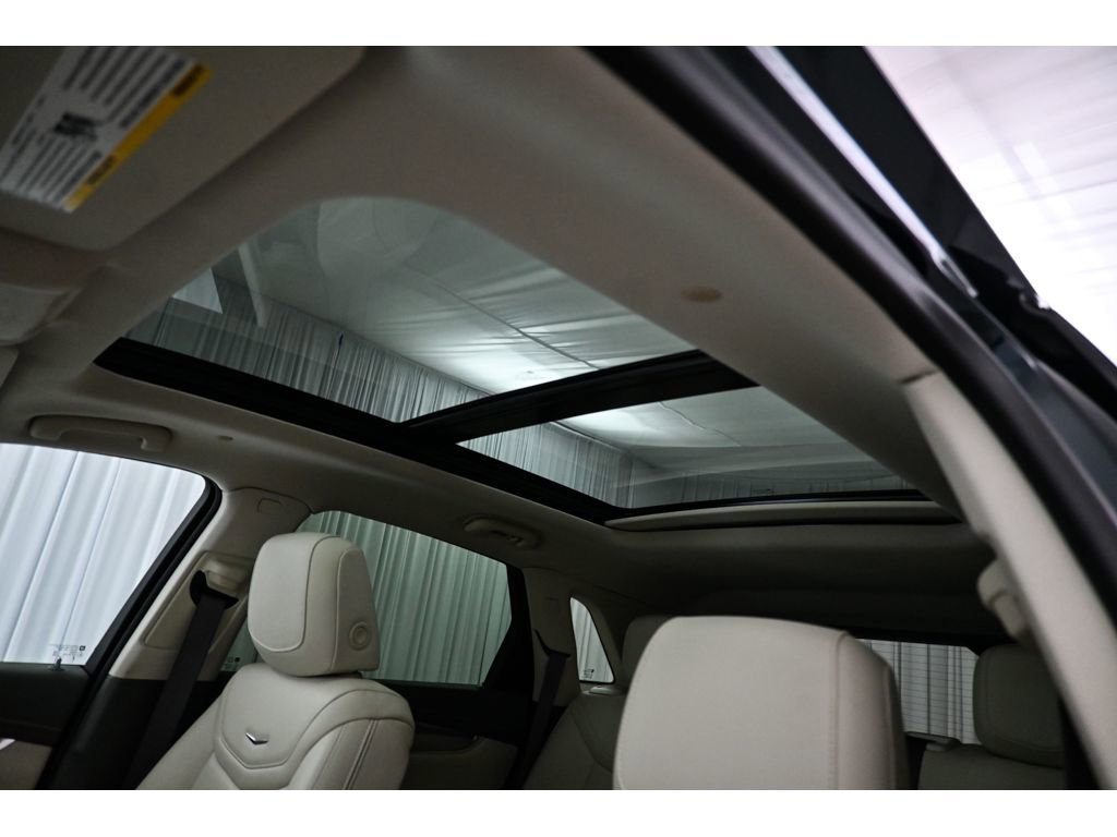 Used 2024 Cadillac XT5 Premium Luxury FWD image 11