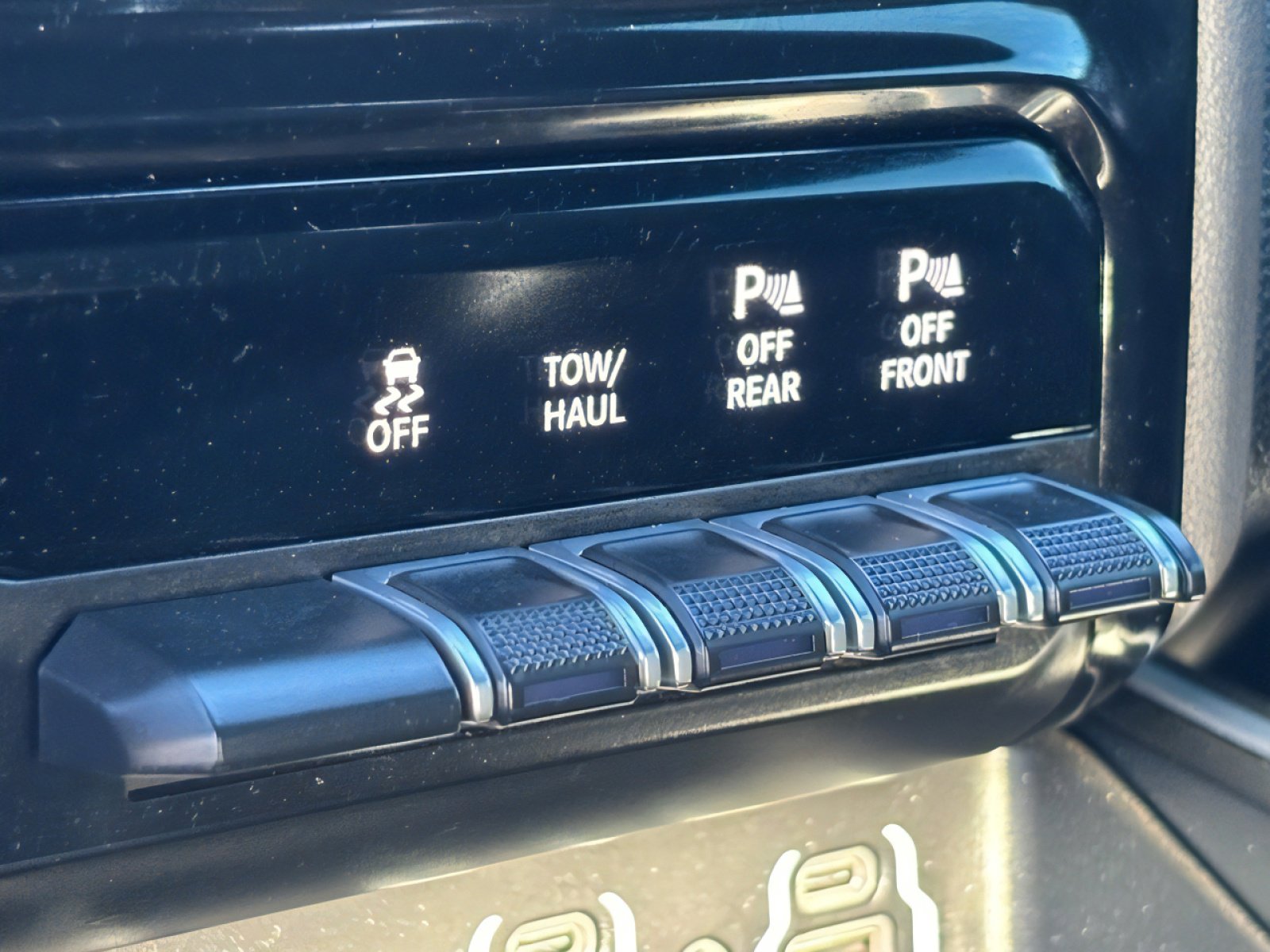 Used 2021 RAM 1500 Big Horn image 25