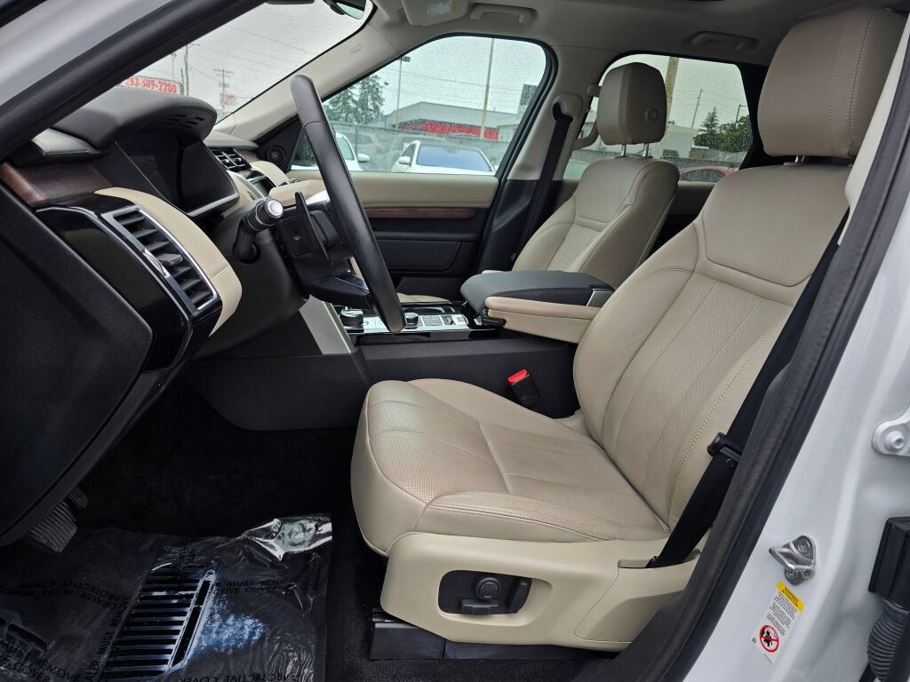 Used 2018 Land Rover Discovery HSE AWD/4WD image 21