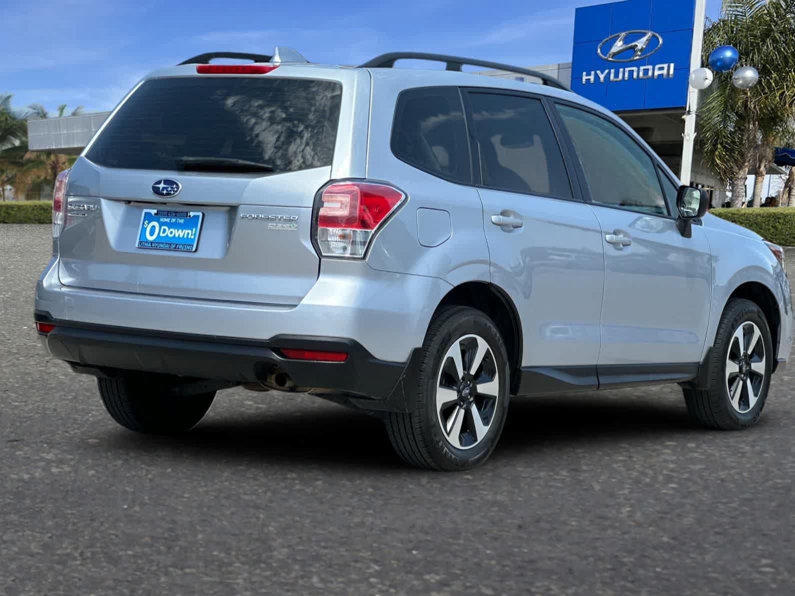 Used 2017 Subaru Forester 2.5i w/ Alloy Wheel Package AWD/4WD image 3