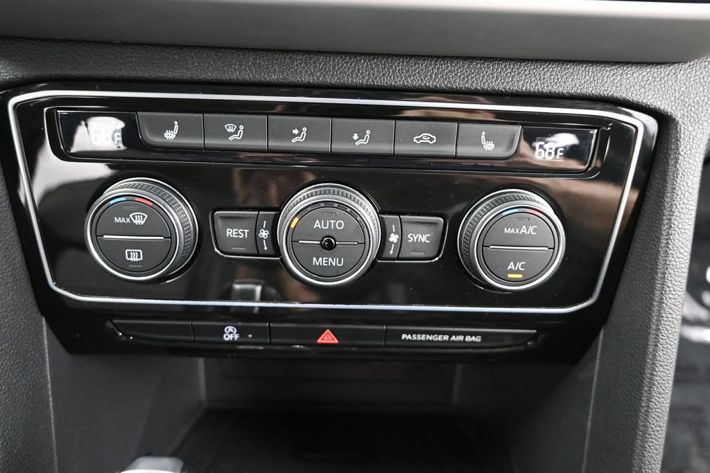 Used 2023 Volkswagen Atlas SE w/ Panoramic Sunroof Package AWD/4WD image 19