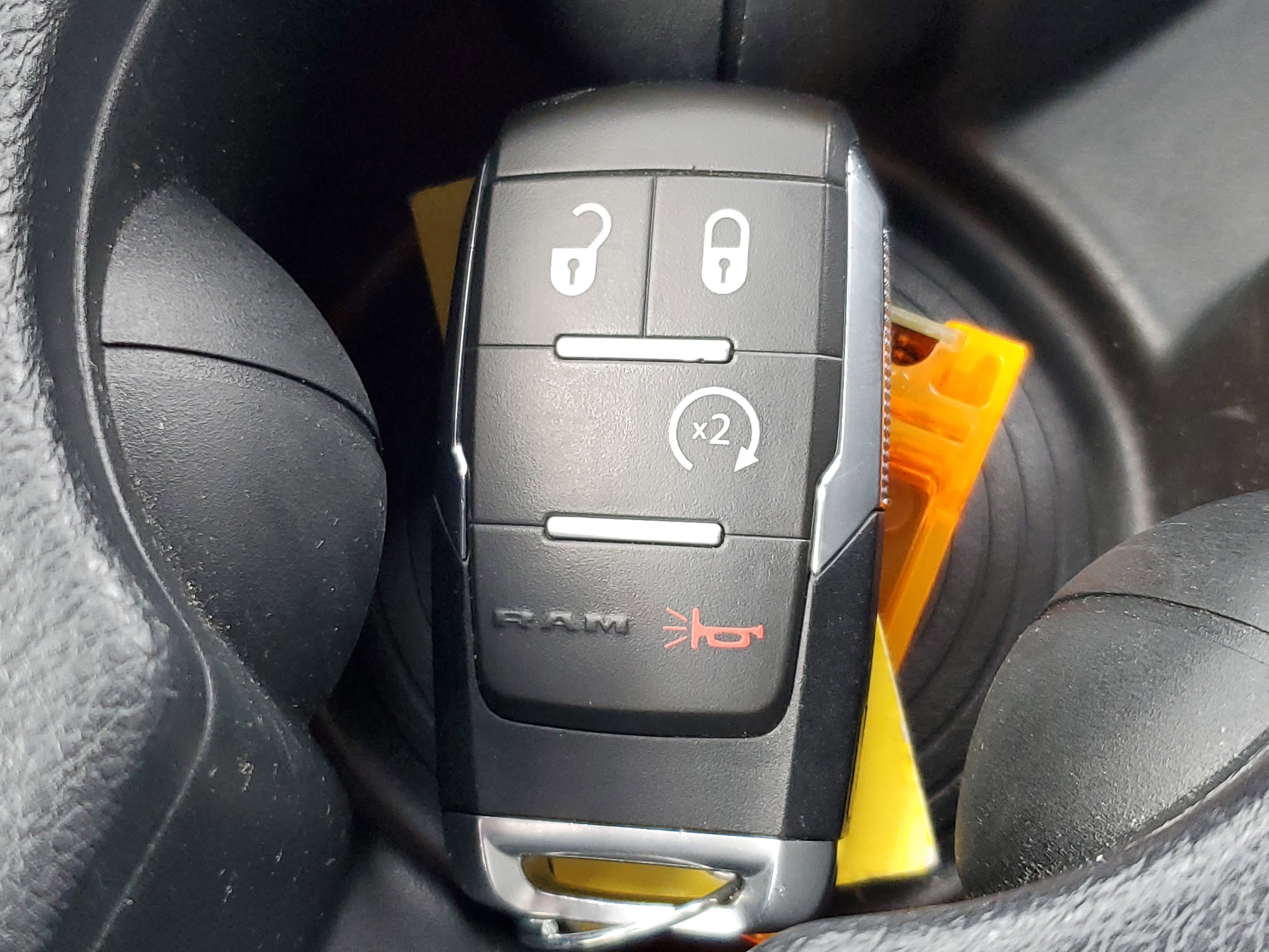 Used 2024 RAM 2500 Big Horn w/ Safety Group image 20