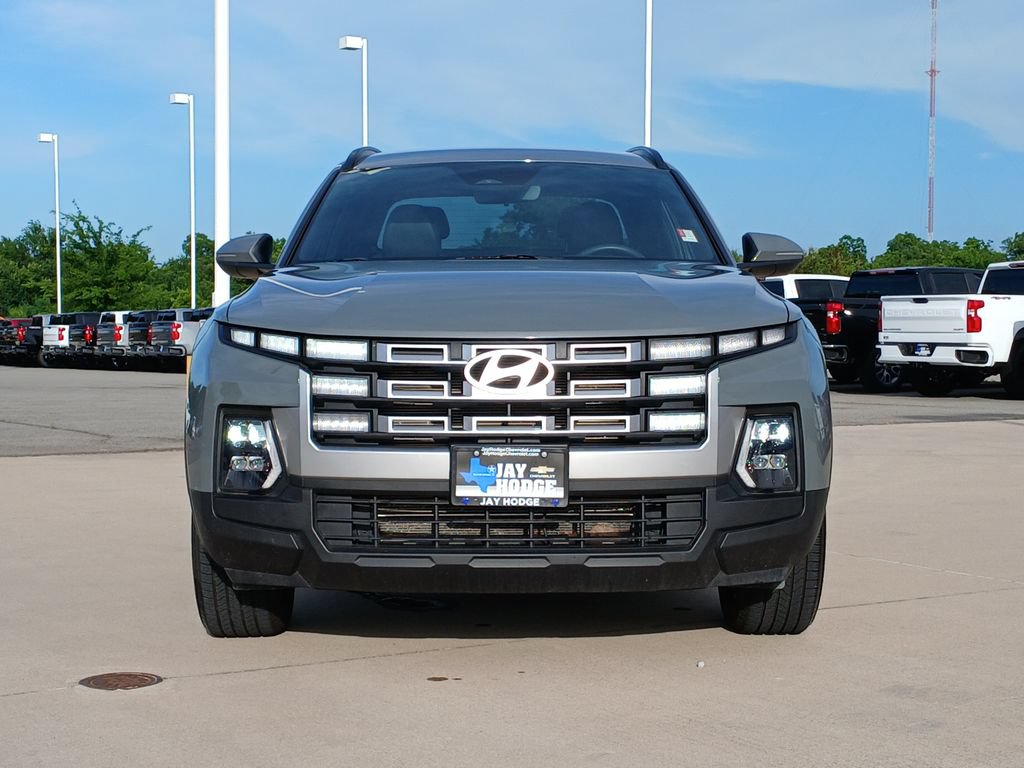 Used 2025 Hyundai Santa Cruz SEL FWD image 3