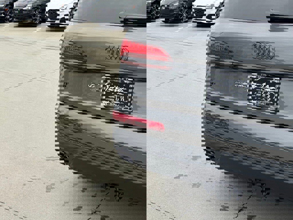 New 2026 Audi Q7 3.0T Premium Plus image 14