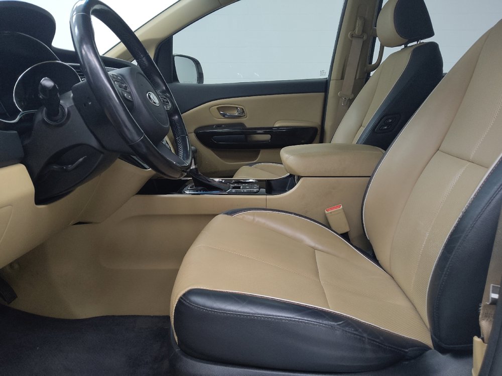 Used 2019 Kia Sedona SX FWD image 17