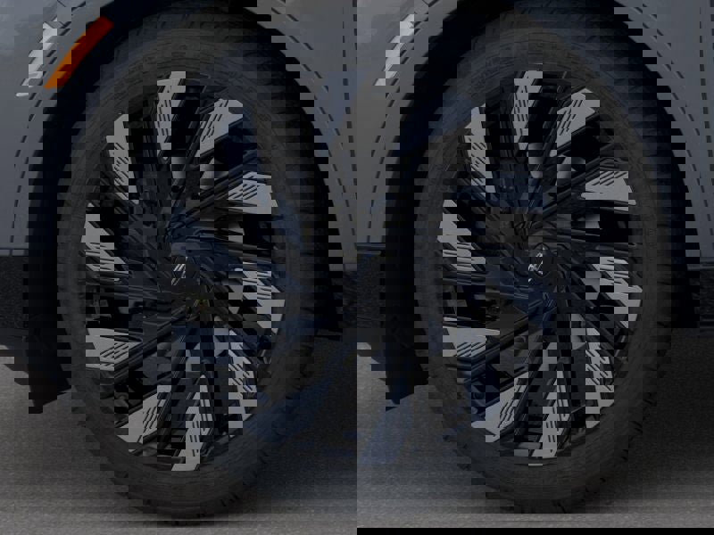 New 2025 Lincoln Nautilus Reserve w/ Jet Appearance Package image 19