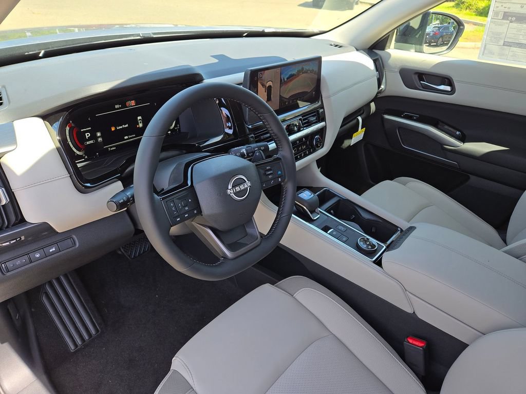 New 2026 Nissan Pathfinder SL AWD/4WD image 8