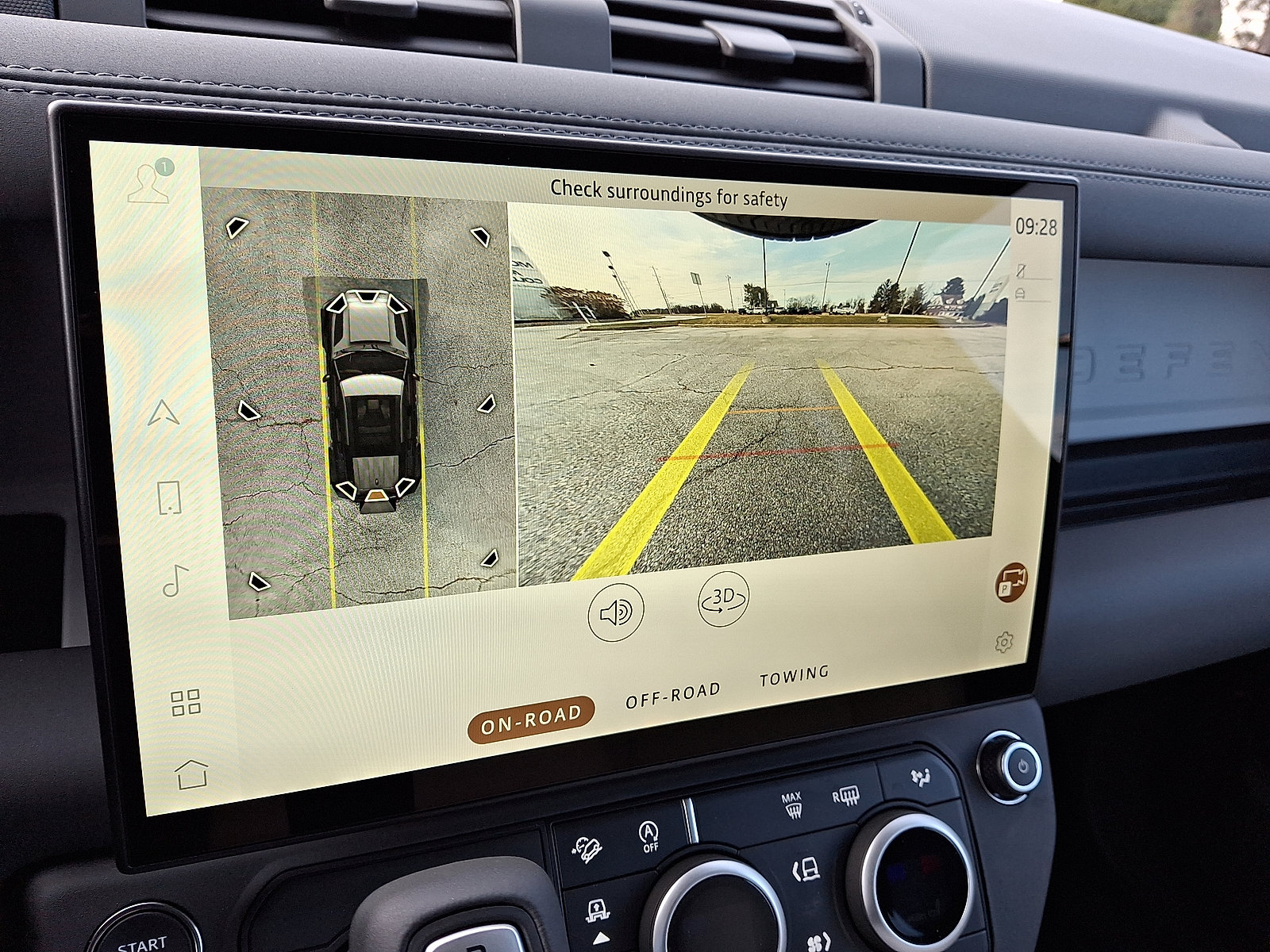 New 2026 Land Rover Defender 110 X-Dynamic SE image 10