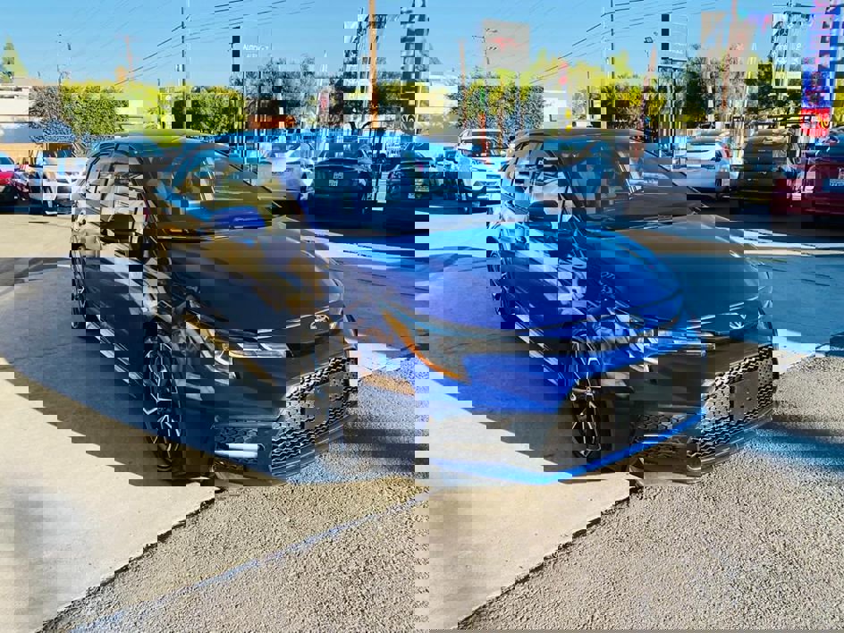 Used 2020 Toyota Corolla SE w/ Carpet Mat Package (TMS) FWD image 11