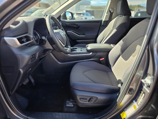 Used 2023 Toyota Highlander L image 15