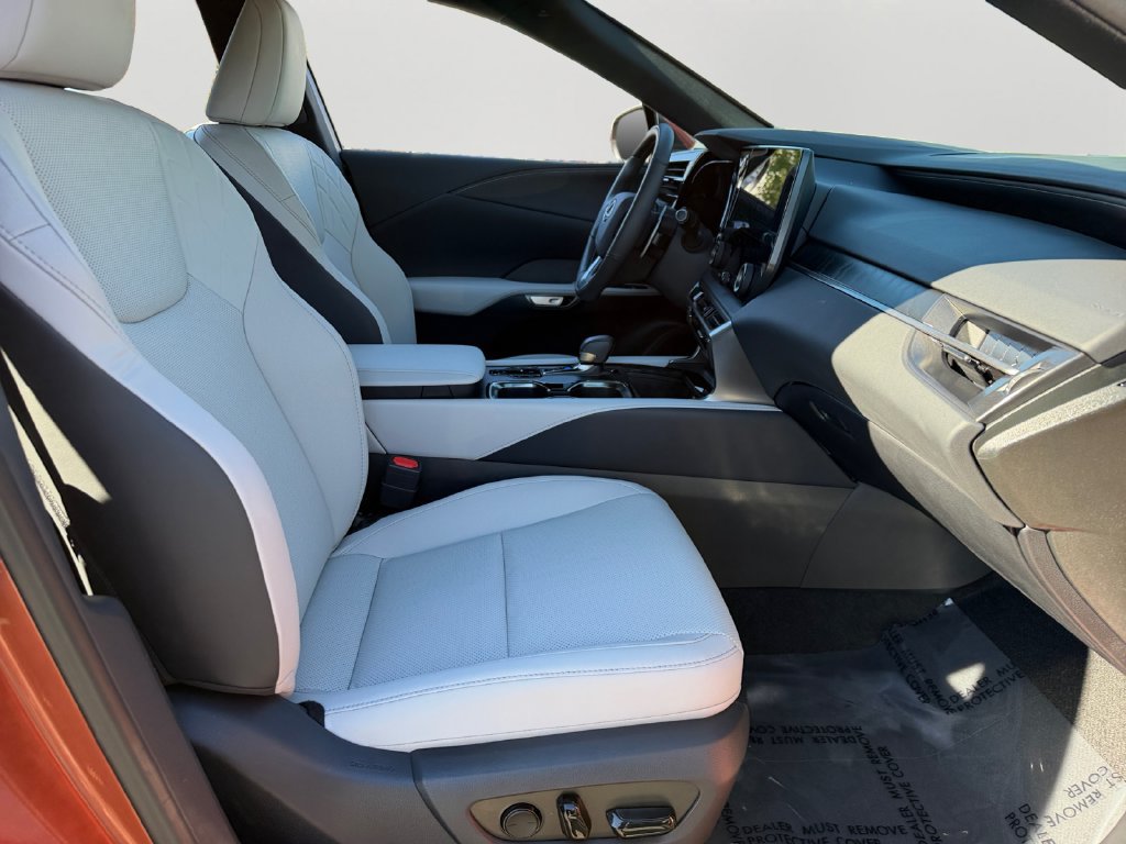 Certified 2026 Lexus RX 350 Premium w/ Accessory Package (Z1) AWD/4WD image 9