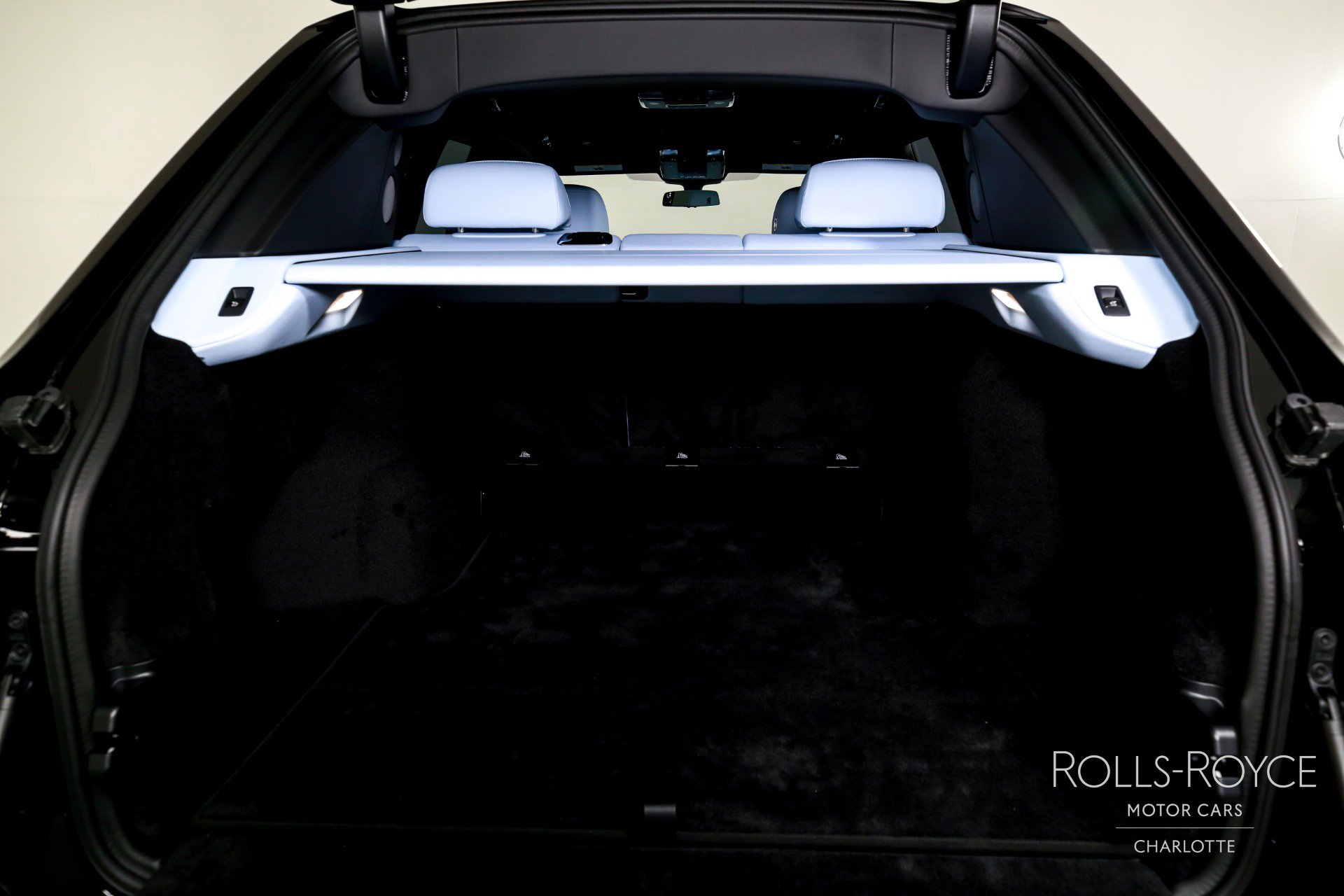 New 2027 Rolls-Royce Cullinan Black Badge AWD/4WD image 25