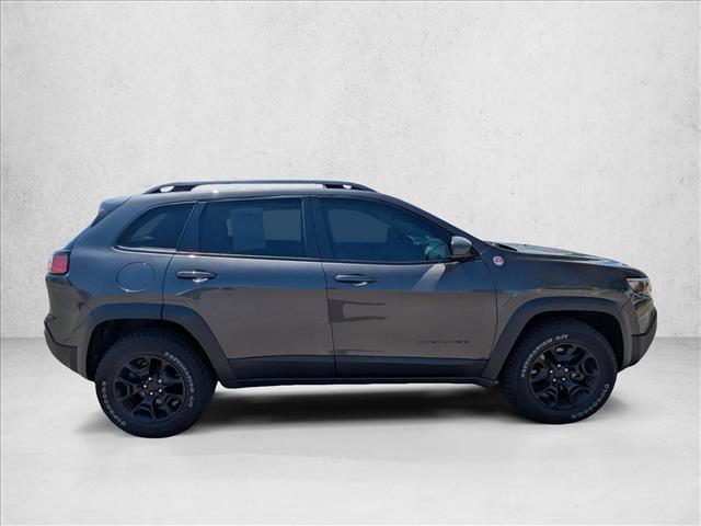 Used 2019 Jeep Cherokee Trailhawk w/ Comfort/Convenience Group AWD/4WD image 4