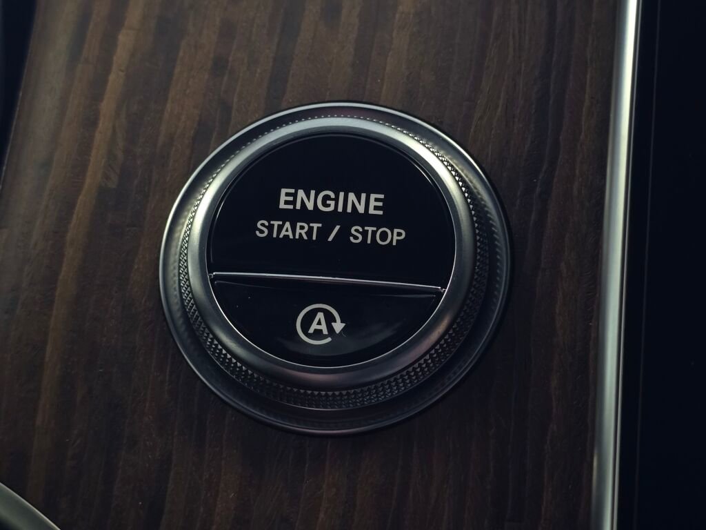 Used 2025 Mercedes-Benz GLC 300 GLC 300 image 39