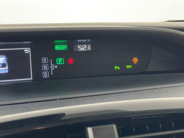 Used 2019 Toyota Prius LE AWD/4WD image 7