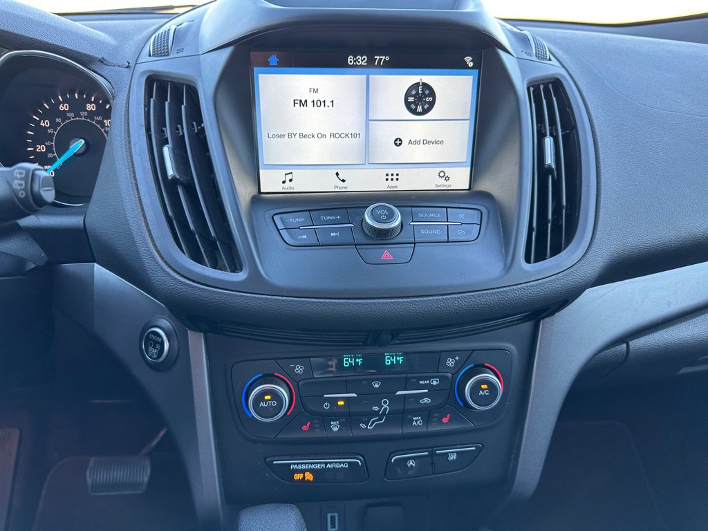Used 2019 Ford Escape SE image 19