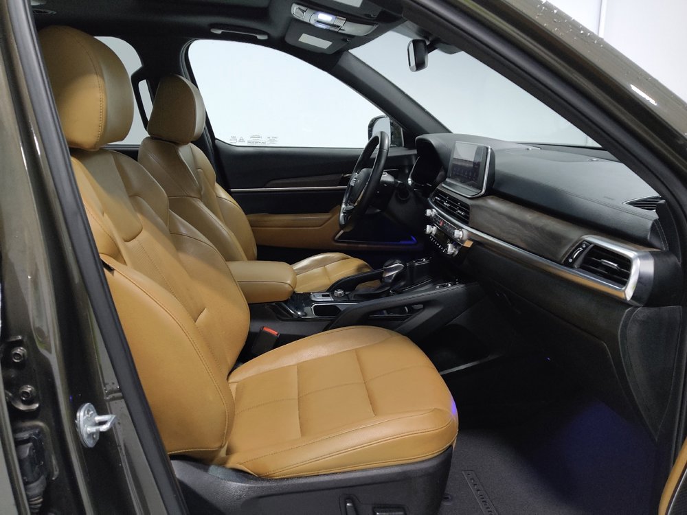 Used 2022 Kia Telluride SX w/ Towing Package image 21