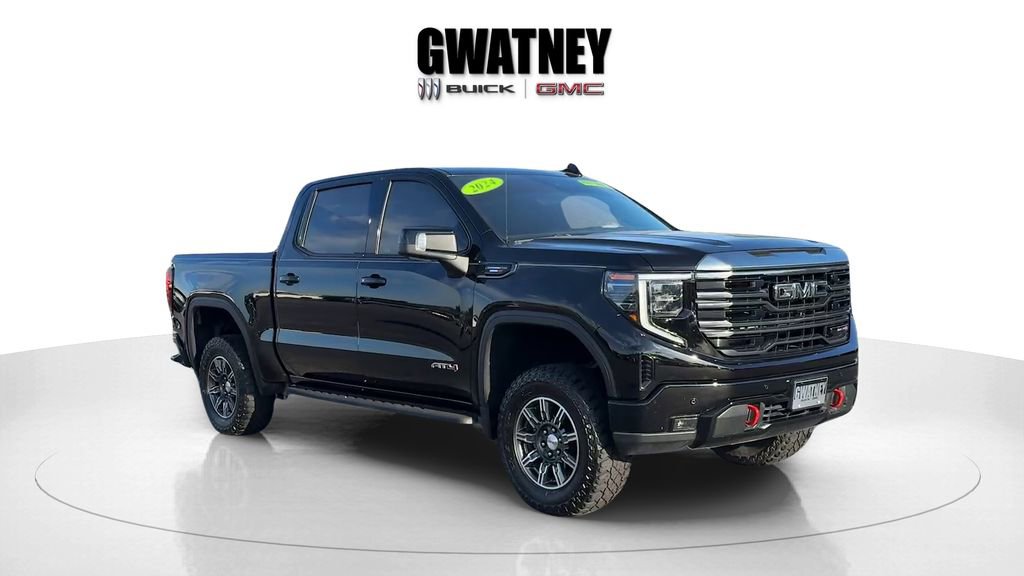 Used 2024 GMC Sierra 1500 AT4 w/ Technology Package AWD/4WD image 3