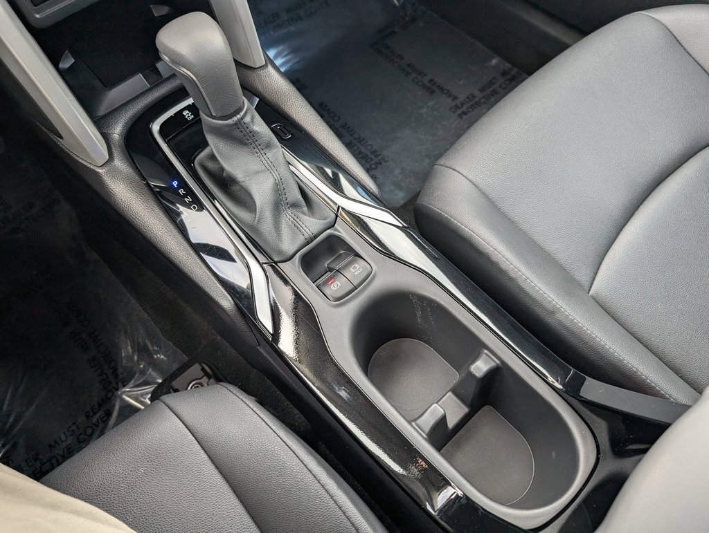 Used 2024 Toyota Corolla Cross XLE w/ Convenience Package image 22