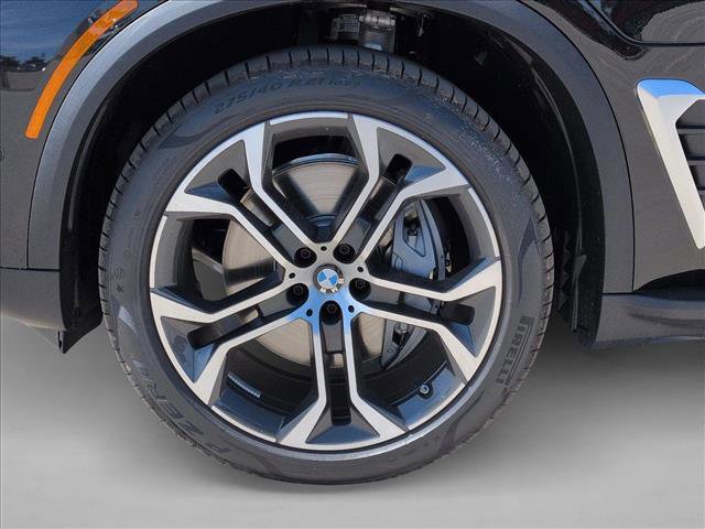 New 2026 BMW X5 xDrive50e image 10