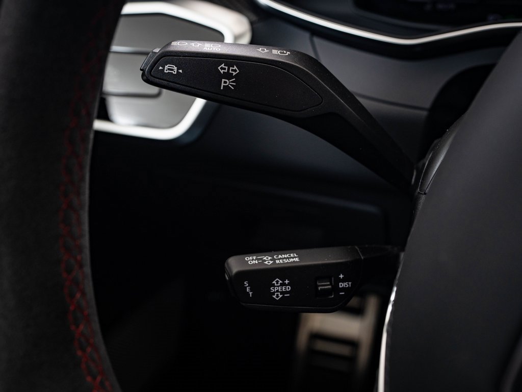 New 2025 Audi RS 6 performance image 30