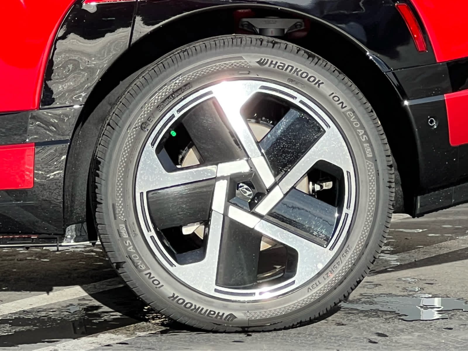New 2026 Hyundai Ioniq 9 Limited image 14