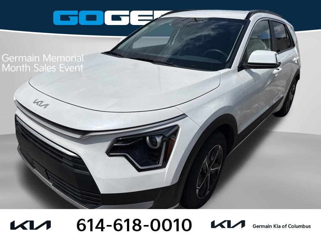 Certified 2025 Kia Niro EX FWD image 1