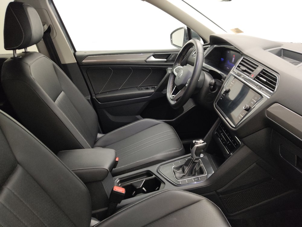 Used 2023 Volkswagen Tiguan SE FWD image 21