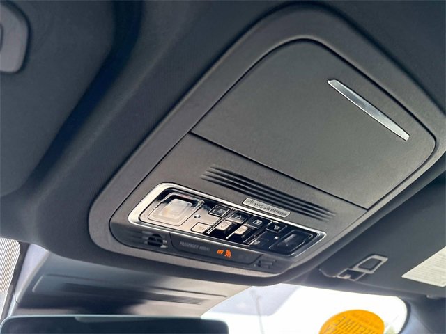 New 2025 Lincoln Nautilus Premier w/ Equipment Group 102A image 32