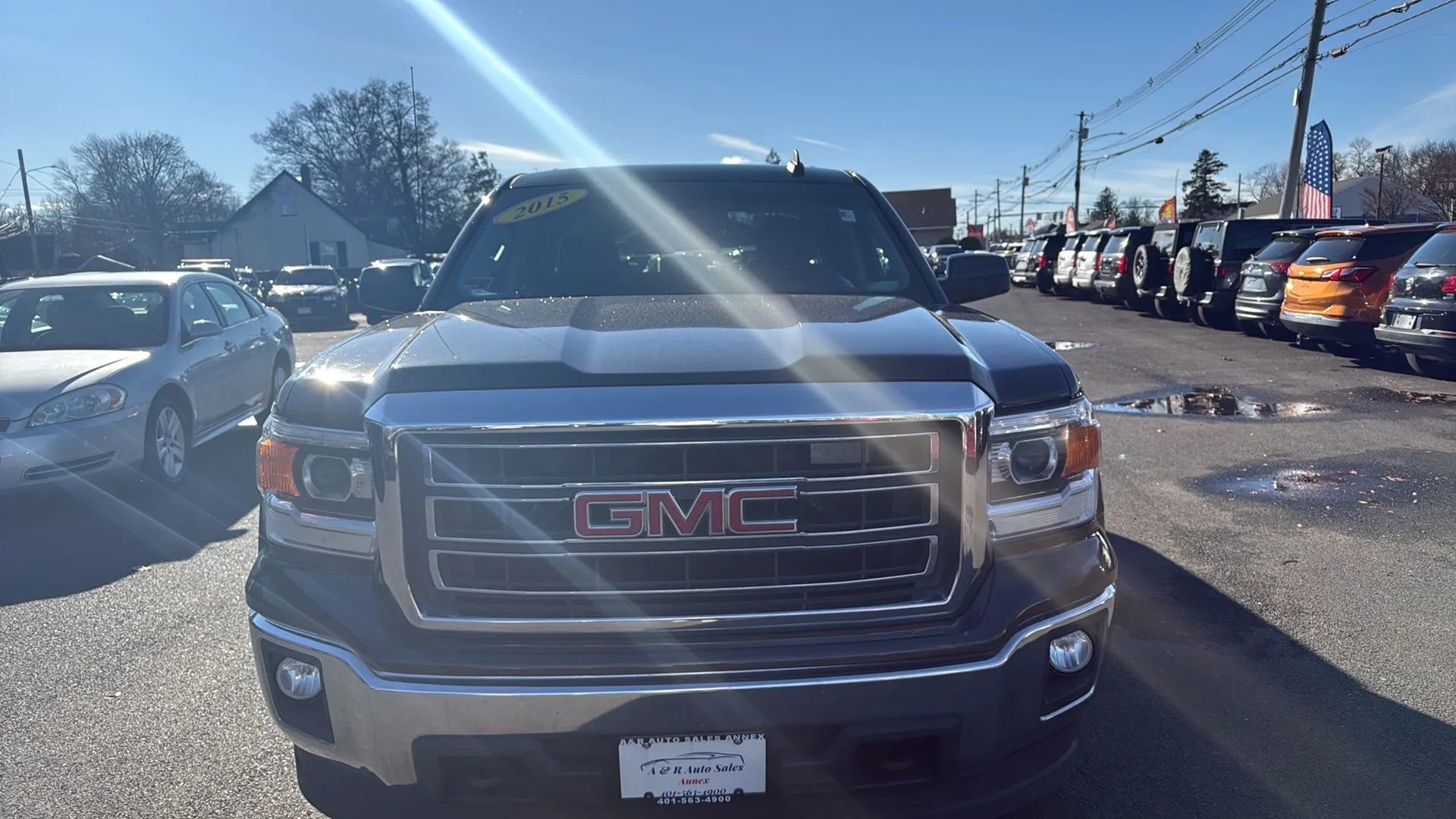Used 2015 GMC Sierra 1500 SLE w/ SLE Value Package AWD/4WD image 2