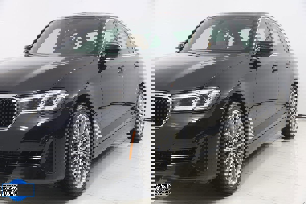 Used 2022 BMW 540i xDrive w/ M Sport Package image 62