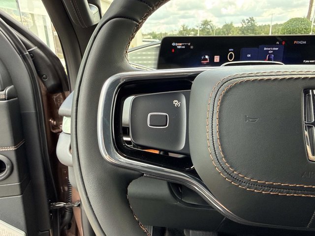 New 2025 Lincoln Navigator L Black Label image 26