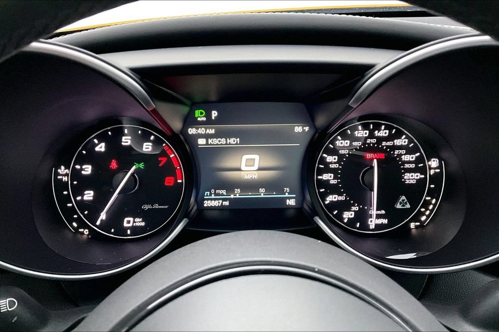 Used 2023 Alfa Romeo Giulia Quadrifoglio RWD image 27