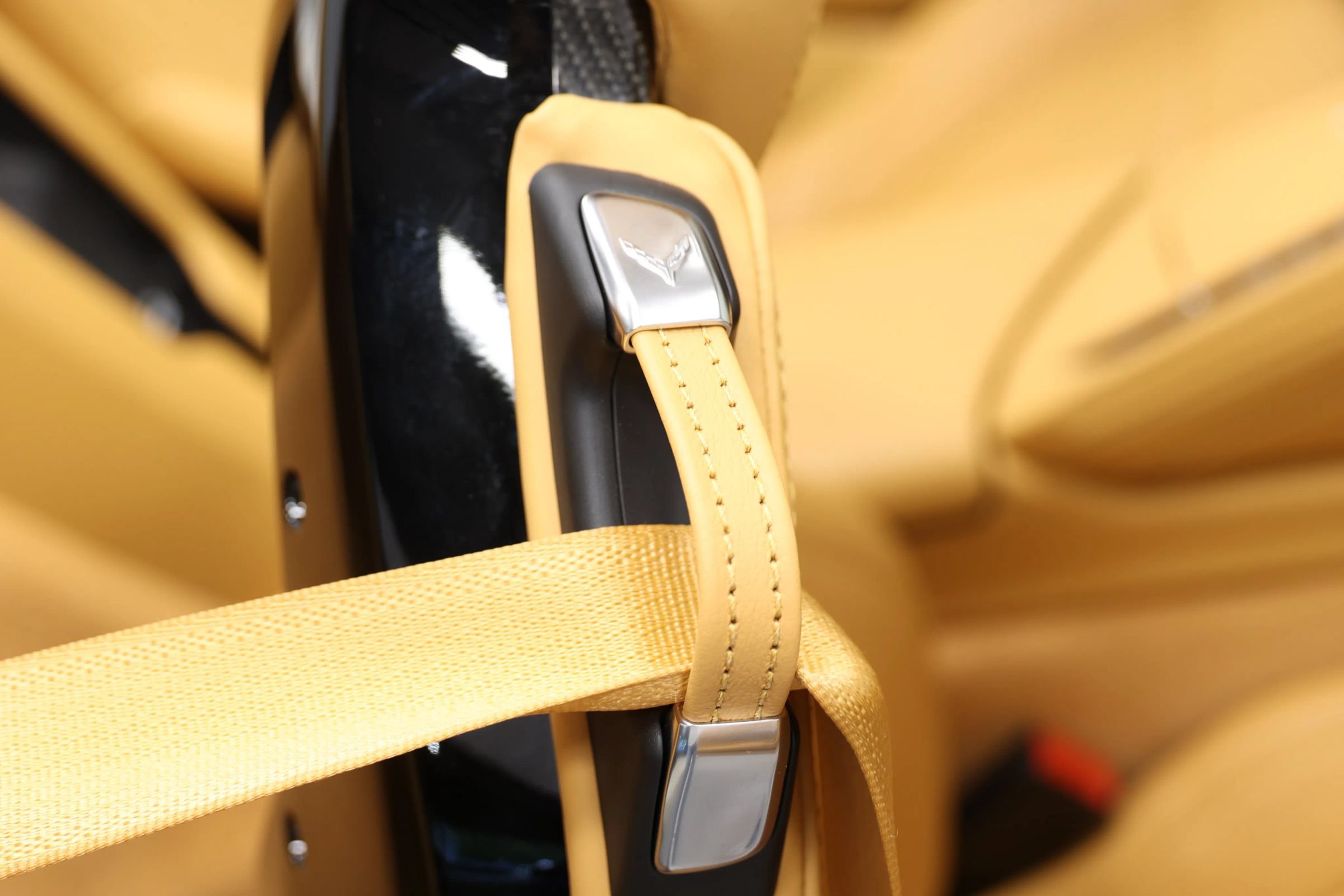 Used 2022 Chevrolet Corvette Stingray Premium Conv w/ Z51 Performance Package RWD image 84
