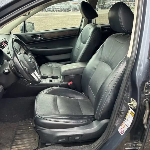 Used 2017 Subaru Outback 2.5i Limited AWD/4WD image 17