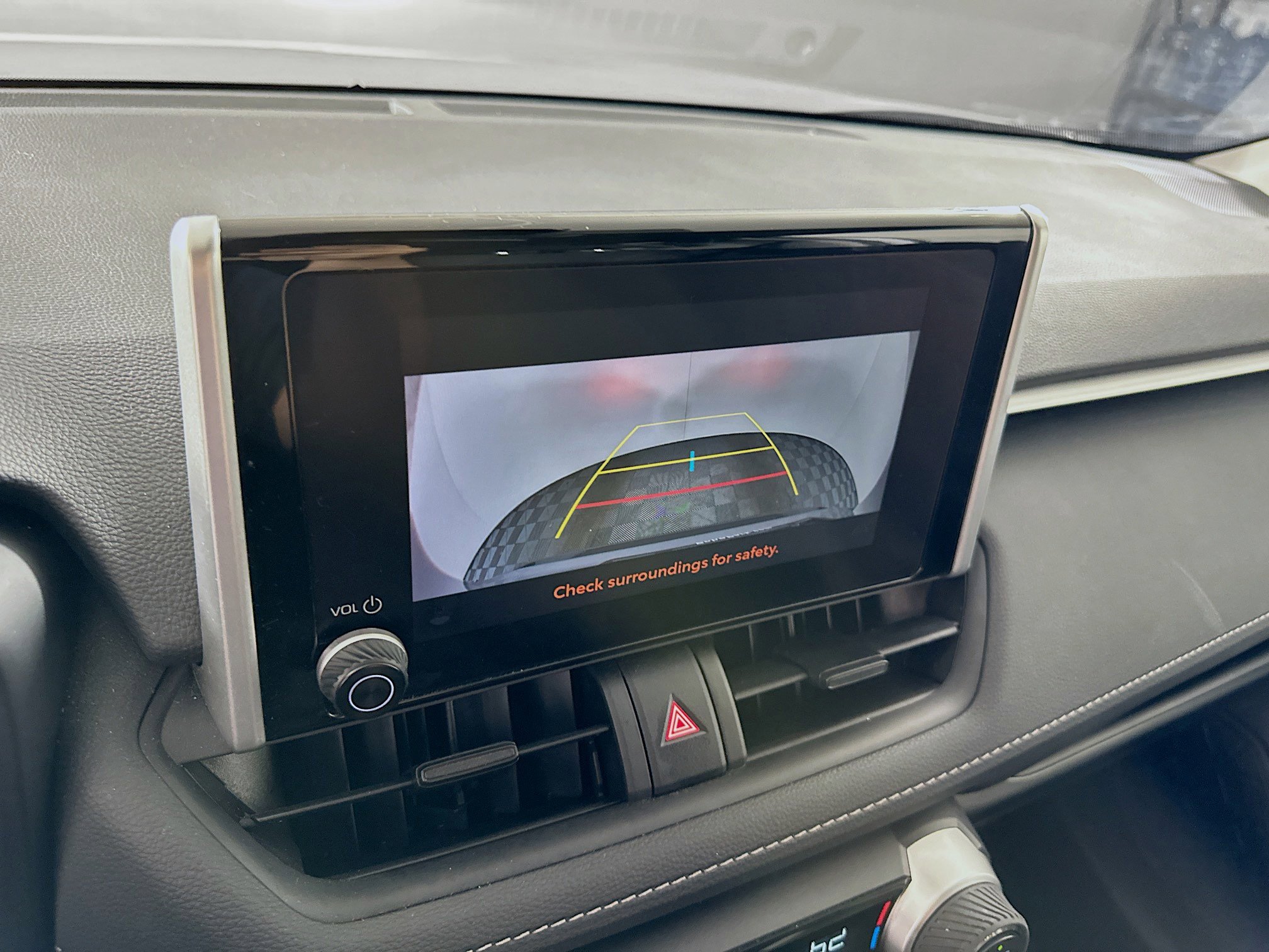 Used 2025 Toyota RAV4 XLE image 22