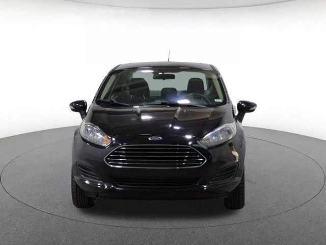Used 2019 Ford Fiesta SE w/ Cold Weather Package FWD image 2